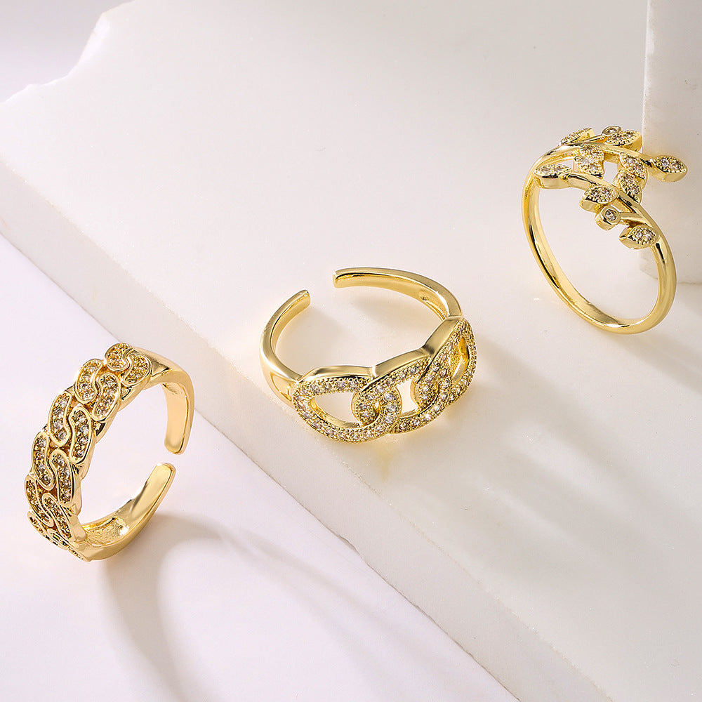 Anello Aperto Geometrico Minimalista da Donna Realizzato in Rame con Placcatura in Oro Vero e Zirconia Micro-Pavé