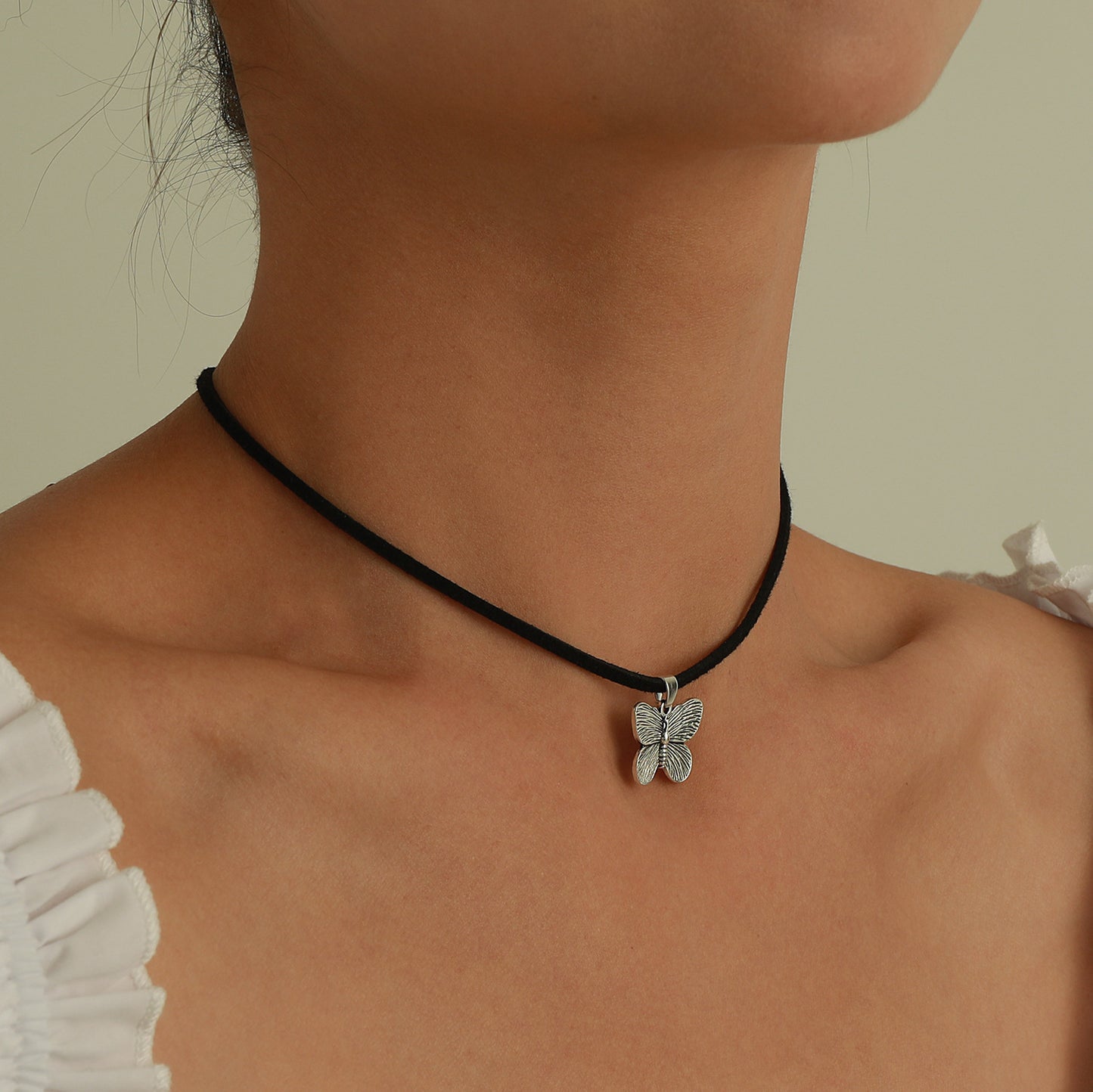 Punk Style Butterfly Pendant Necklace for Women with Electroplated Alloy and Faux Suede Cord