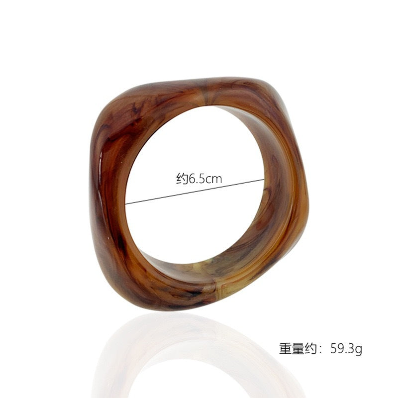 Irregular Geometric Translucent Acrylic Bracelet