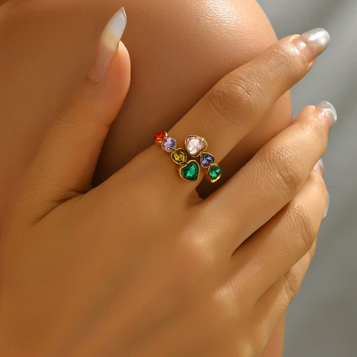 Geometric Heart-Shaped Copper Ring with Cubic Zirconia Inlay for Women Fashionable Open-Fit Index Finger Ring