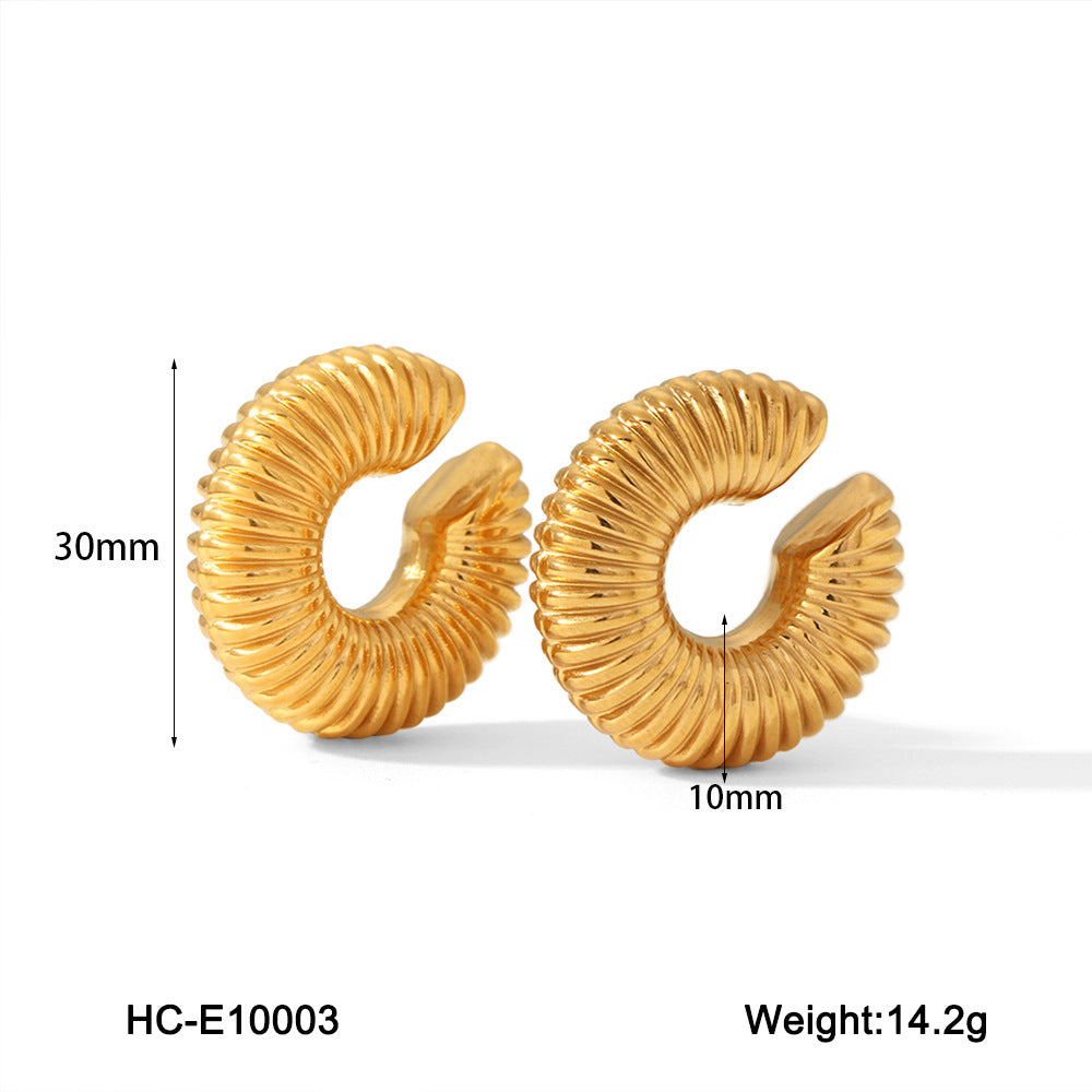 Geometric Hollow Ear Clip for Women in Stainless Steel with Gold Plating and Hammered Texture