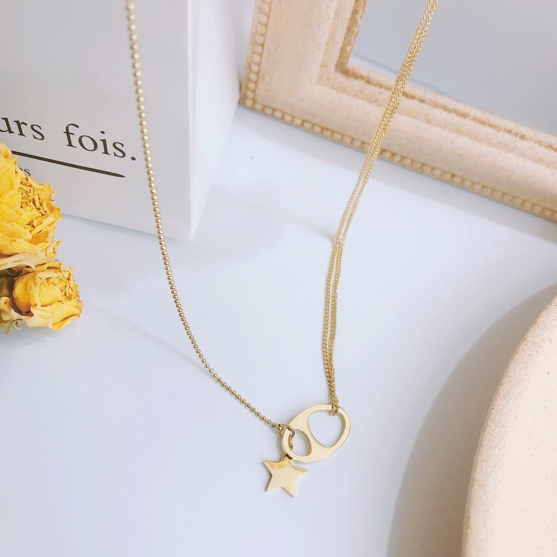 Minimalist Star-Shaped Titanium Steel Necklace for Women with Pig Nose Pendant and Delicate Clavicle Design