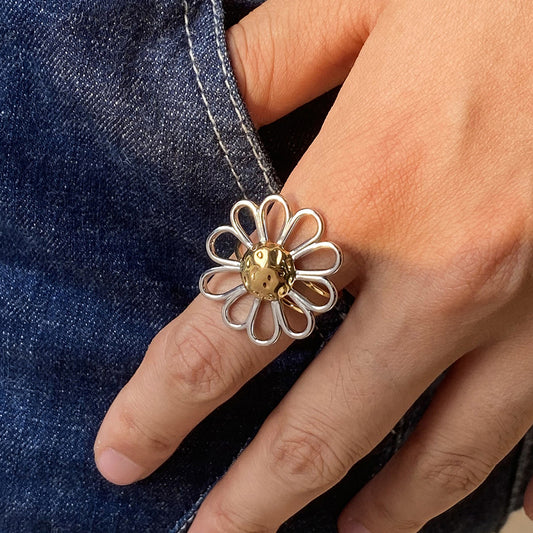 Floral Geometric Titanium Steel Ring for Women with Plating Finish Luxury Minimalist Fashion Accessory