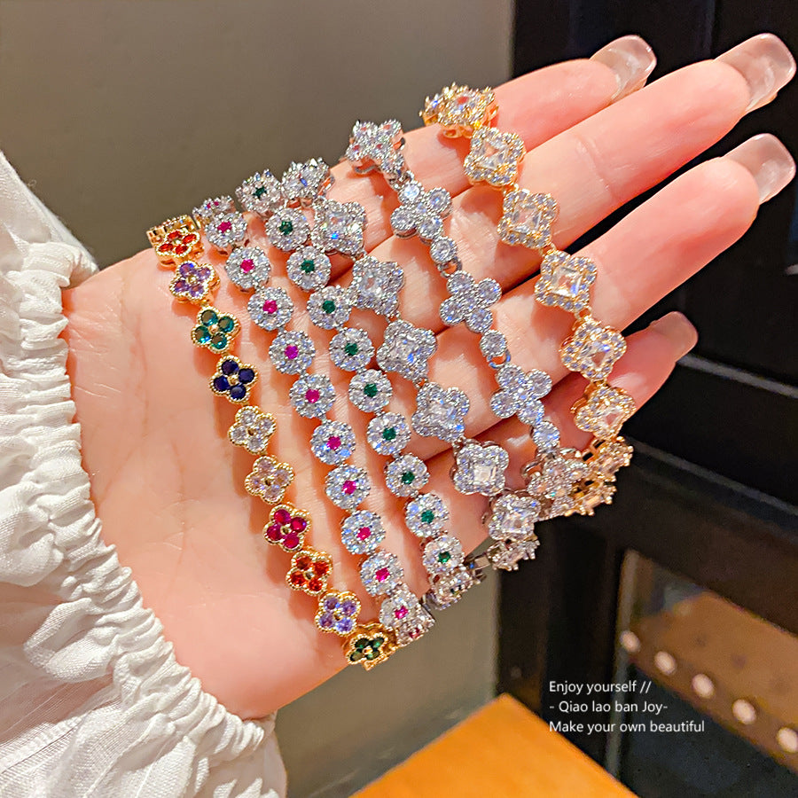 Luxury Sweet Floral Brass Inlaid Cubic Zirconia Bracelet for Women