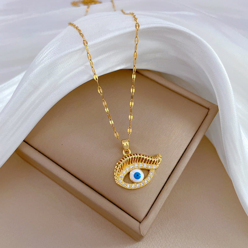 Luxury Geometric Rhinestone-Encrusted Titanium Steel Necklace for Women with Delicate Moon Motif and Adjustable Chain
