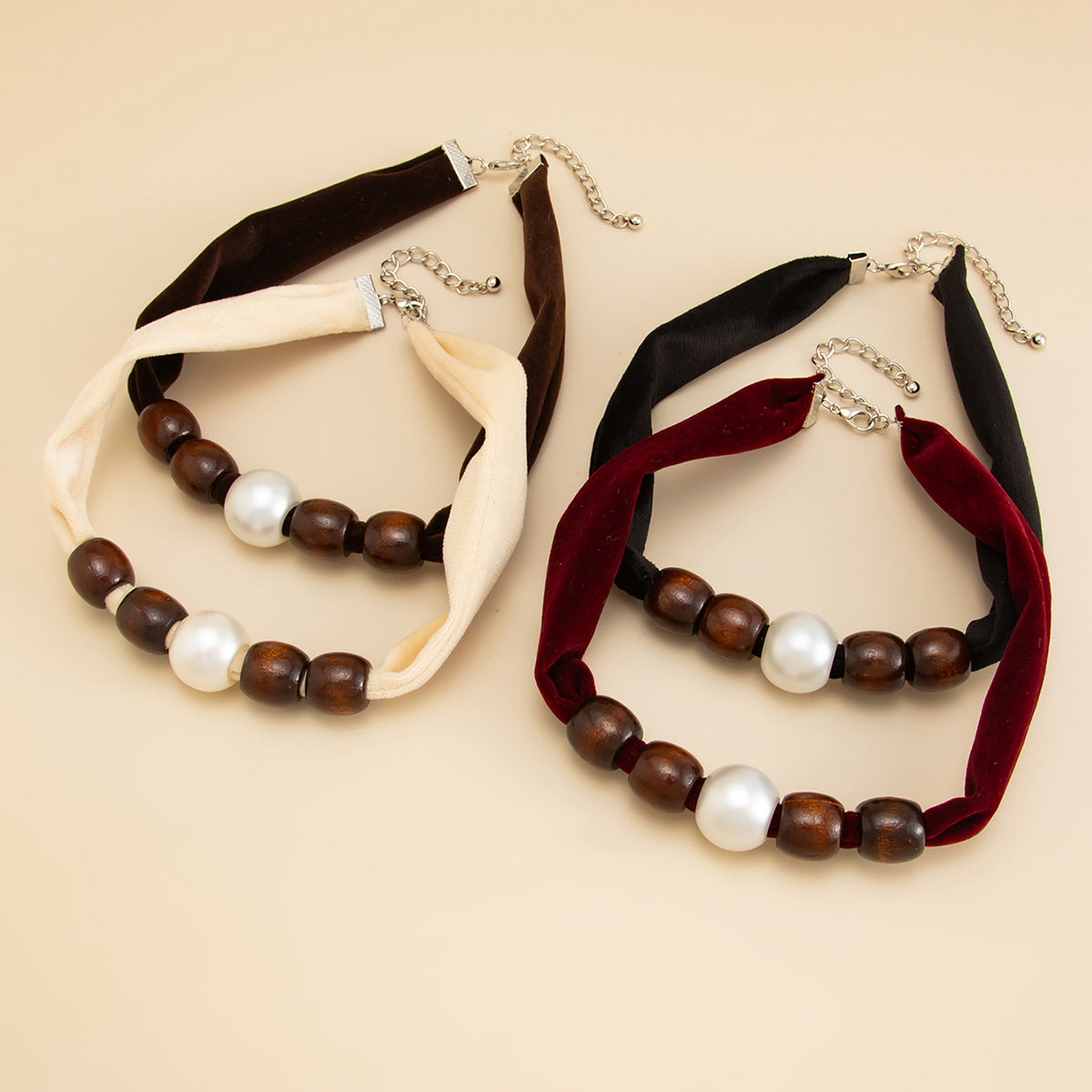 Luxury Elegant Round Wood Bead Imitation Pearl Necklace for Women