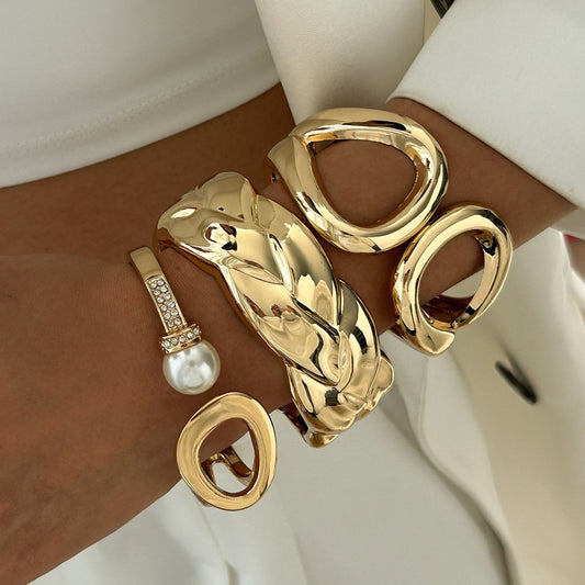 Hip-hop Irregular Zinc Alloy Plated Bracelet Set with Rhinestone and Pearl Inlay