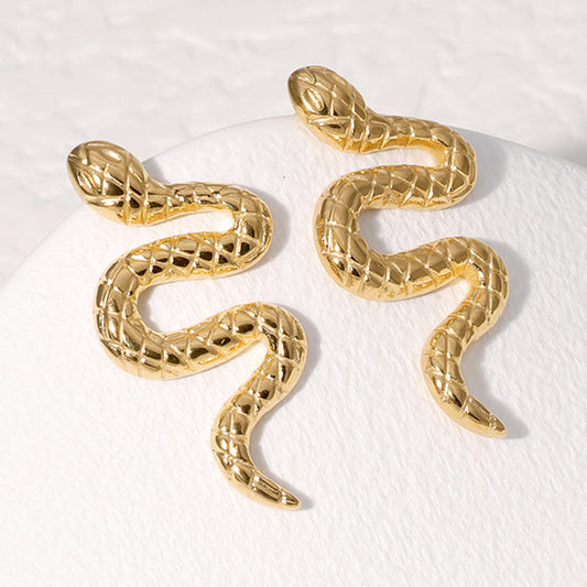 Orecchini a perno in acciaio al titanio a forma di serpente stile punk con finitura galvanica, unisex