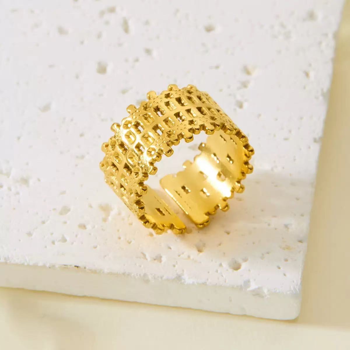 Elegant Gold Plated Stainless Steel Butterfly Star Geometric Ring