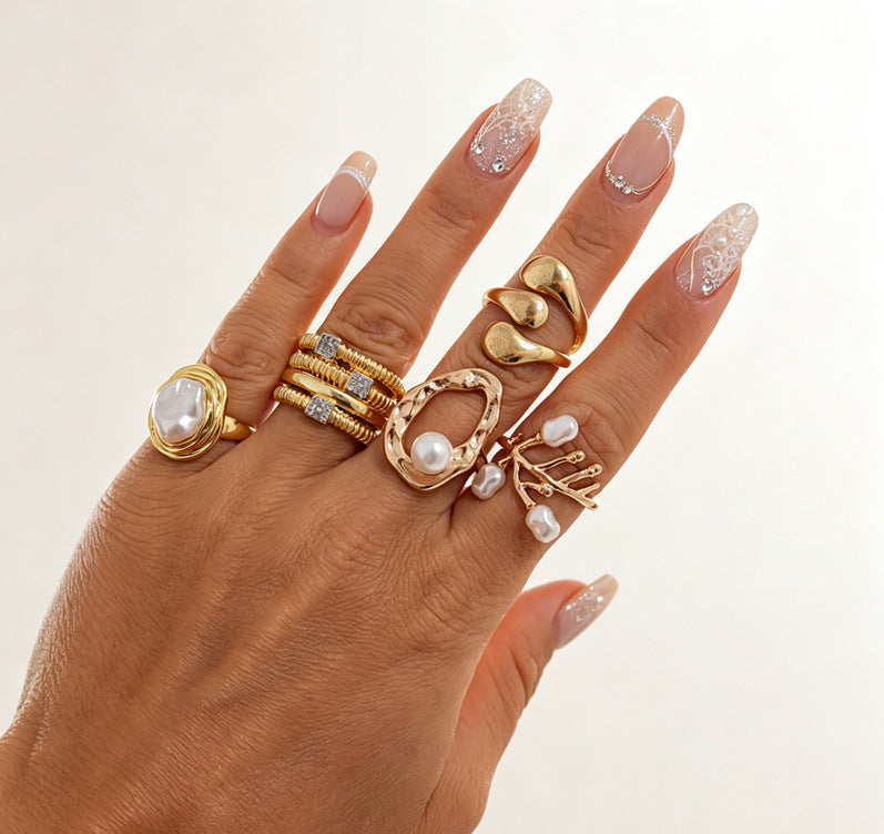 Elegant Teardrop Rhinestone Faux Pearl Plated Zinc Alloy Ring for Women