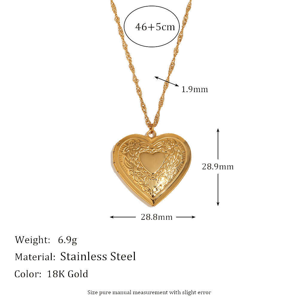Geometric Vintage Pendant Necklace for Women Stainless Steel with 18K Gold Plating Heart-Shaped Photo Locket