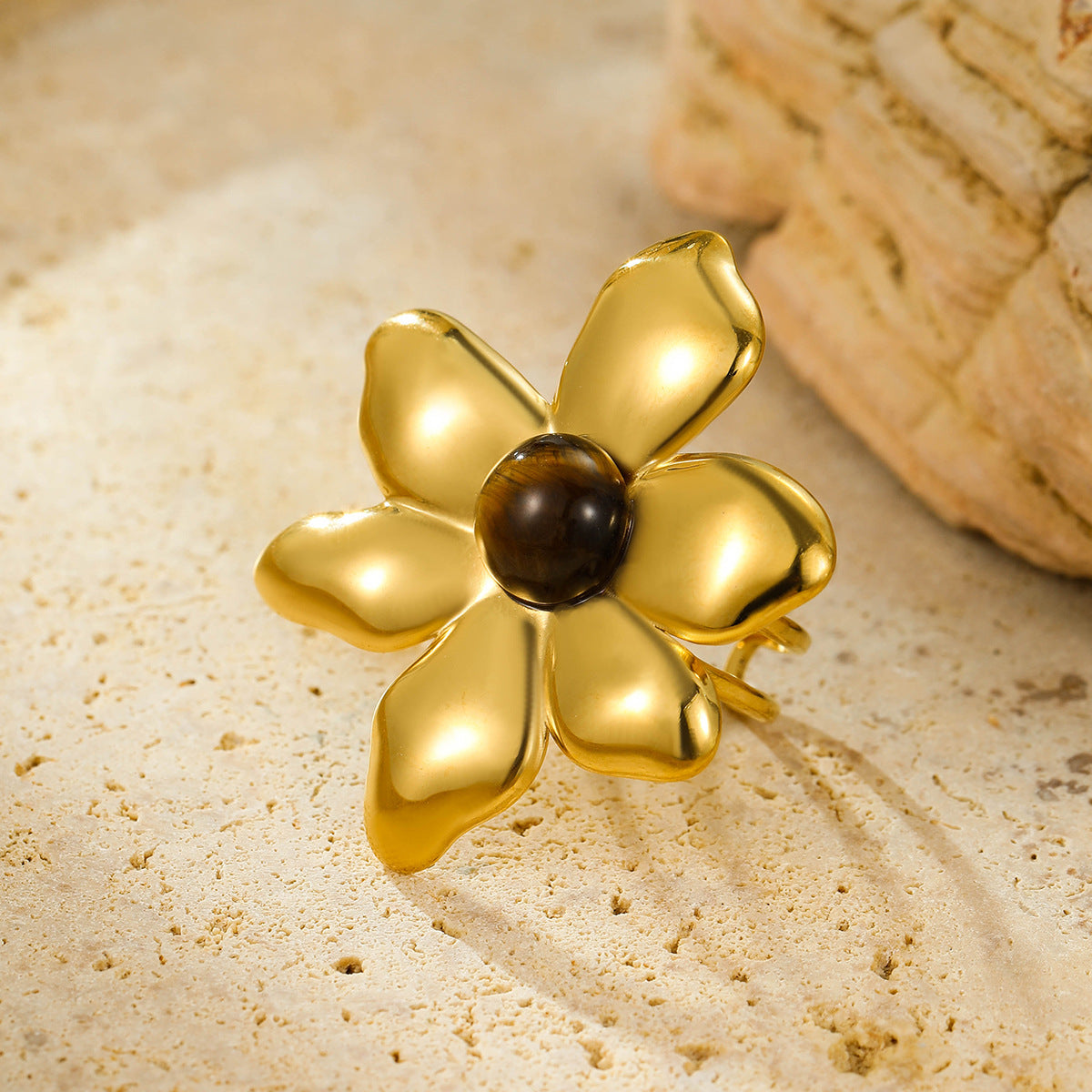 Anillo de acero inoxidable con forma de pétalo irregular de moda con baño de oro de 18 quilates y piedras de colores naturales para mujer