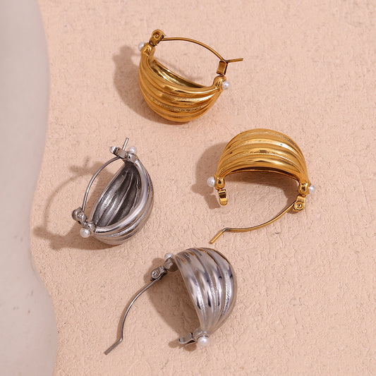 Pendientes de Acero Inoxidable Geométricos de Moda con Baño de Oro de 18K y Detalles de Perlas en Diseño de Cesta de Barco Multicapa