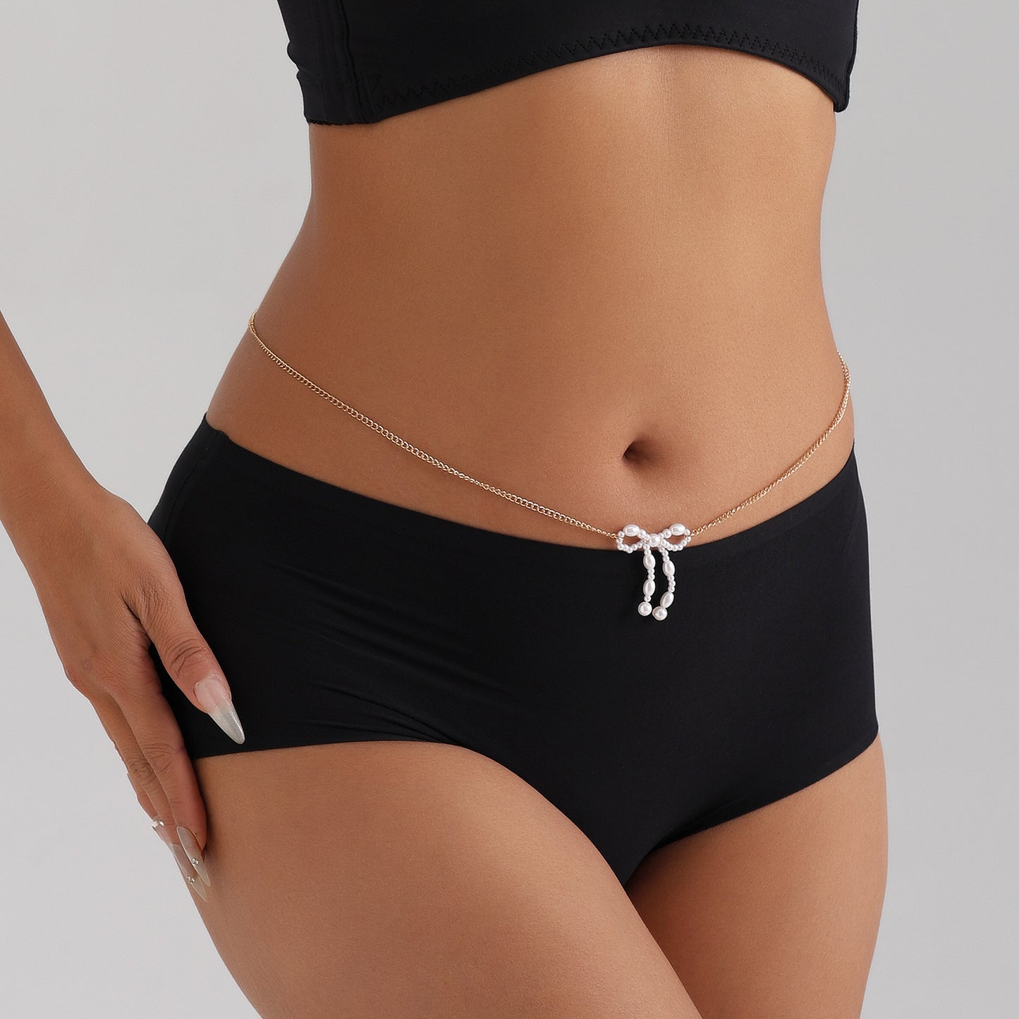 Punk Style Bow Knot Waist Chain for Women in Metal with Simulated Pearl Accents, Minimalist Summer Body Chain