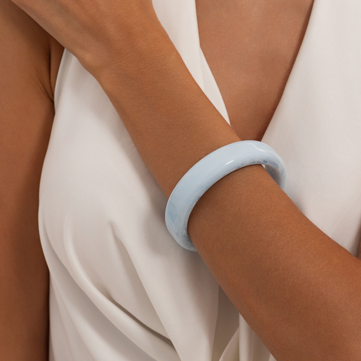 Multicolor Gradient Geometric Resin Bangle Bracelet for Women