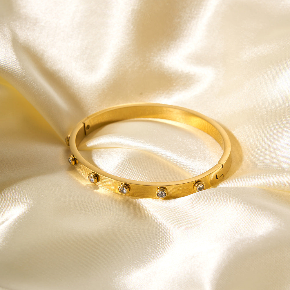 Minimalist Geometric Rhinestone-Embellished 18K Gold-Plated Stainless Steel Bracelet for Women