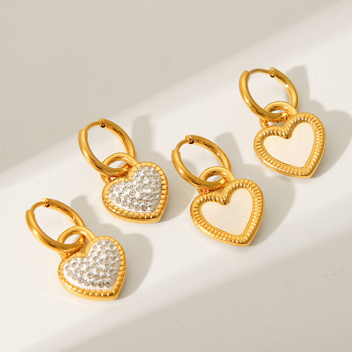 Fashion 18K Gold Plated Stainless Steel Heart Pendant Earrings with White Shell and Rhinestone for Women