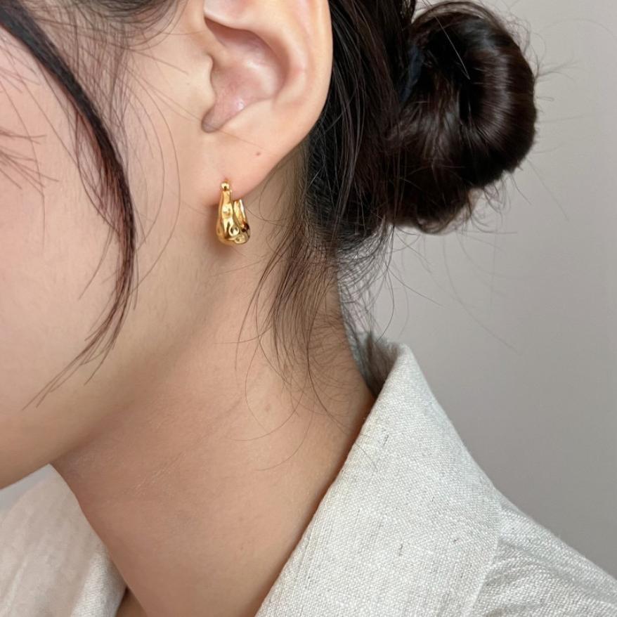 Pendientes Minimalistas Geométricos con Forma de Letra de Plata Esterlina 925 para Mujer