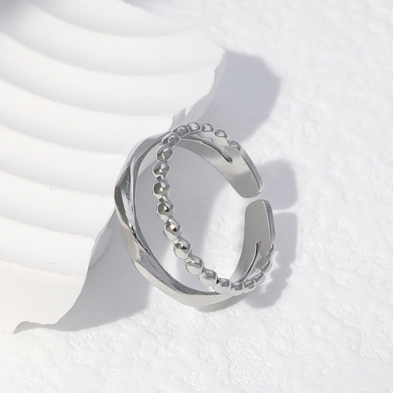 Anello Minimalista a Romboidale in Acciaio al Titanio con Finitura Placcata per Donne, Fascia Aperta Regolabile di Tendenza