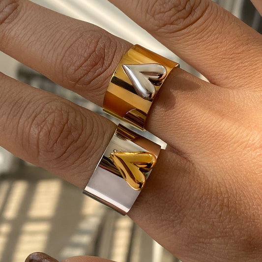 Elegant Heart-Shaped Titanium Steel Ring with Plating Finish for Women, Geometric Design Fashion Accessory
