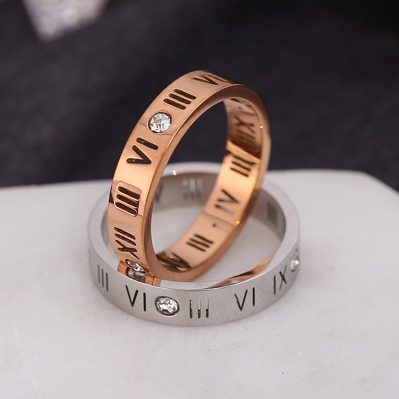 Anello con numeri romani geometrici unisex in acciaio al titanio placcato oro rosa 18 carati con intarsio in strass vintage