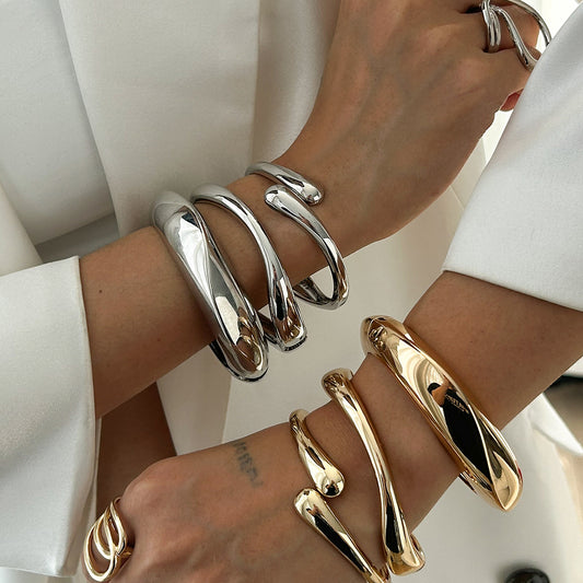 Minimalist Geometric Open Bangle Bracelet for Women Made of Alloy with Plated Finish
