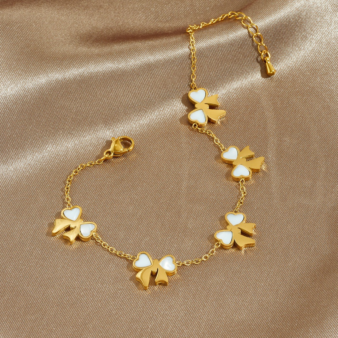 Minimalist Elegant Gold Plated Stainless Steel Bow Bracelet