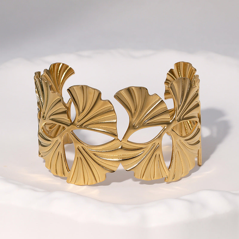 Bracciale Minimalista con Foglia di Ginkgo in Acciaio Inossidabile, Regolabile, Placcato Oro 18K, da Donna