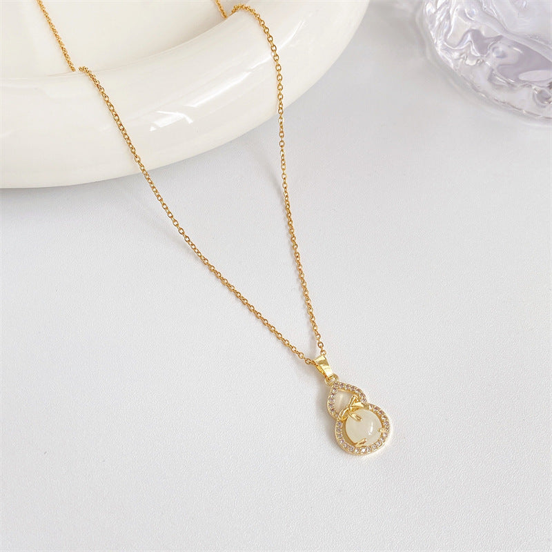 Minimalist White Calabash Pendant Necklace in Titanium Steel with Rhinestone Inlay on O-Chain for Women