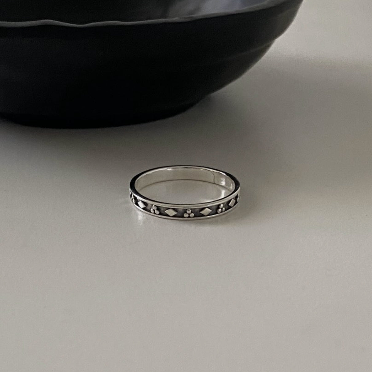 Anello Vintage Minimalista da Donna in Argento Sterling 925 con Motivo Floreale a Croce