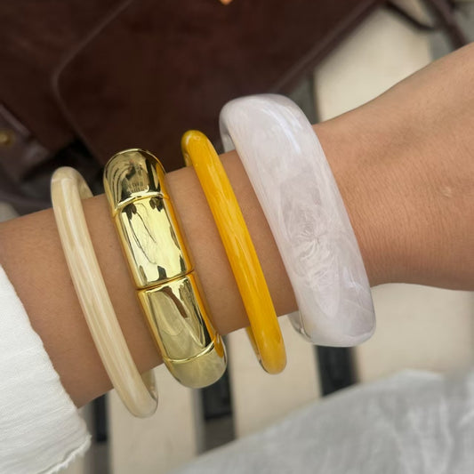 Bracciale Vintage Minimalista Placcato Oro con Perle Acriliche Sfumate Quadrate e Rotonde