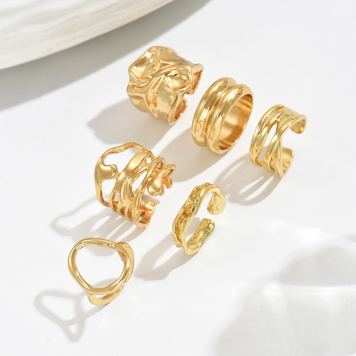 Juego de anillos abiertos geométricos minimalistas para mujer, anillos de moda de aleación de zinc chapados con patrones circulares y de puntos irregulares