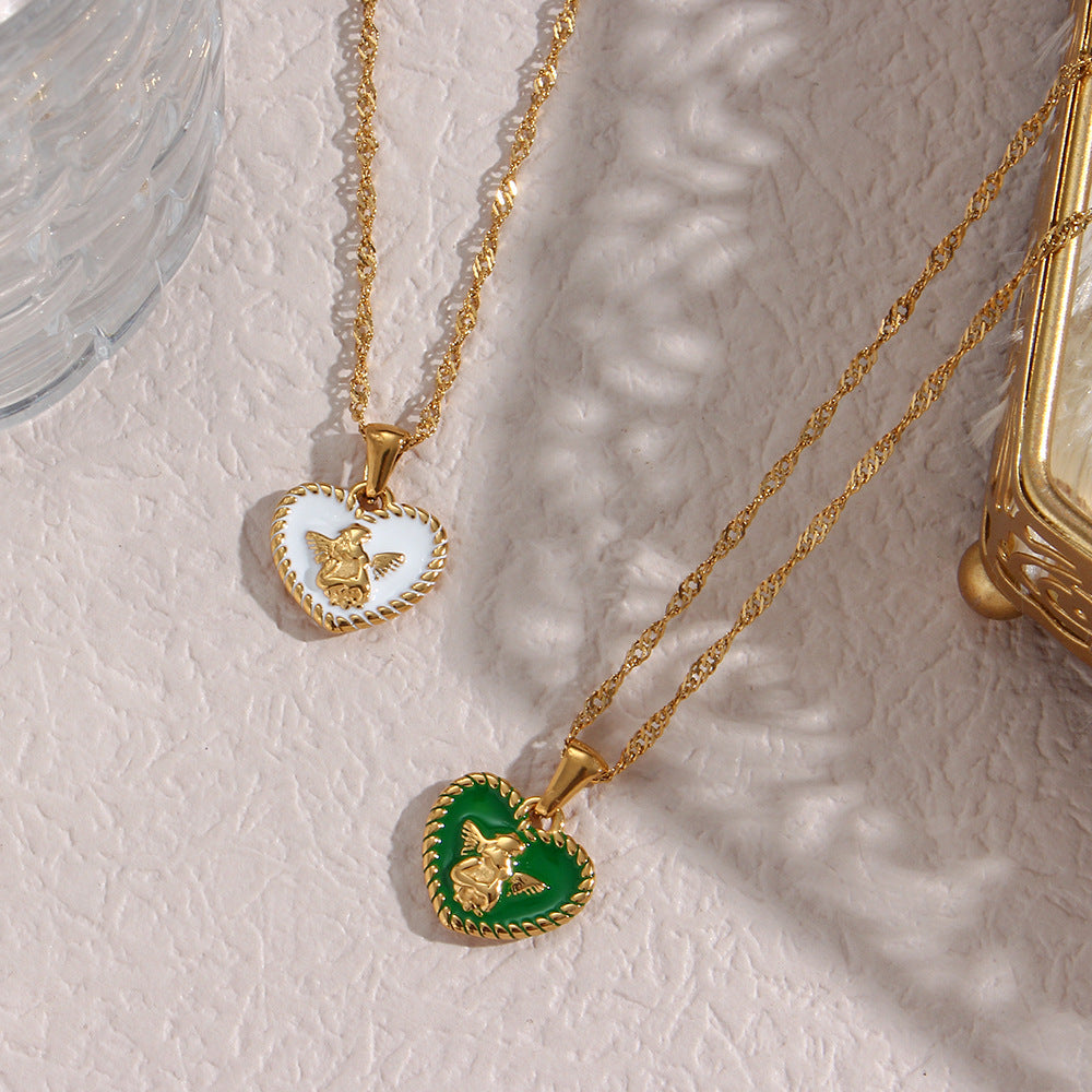 Vintage-Inspired Heart-Shaped Stainless Steel Pendant Necklace for Women with Plated Finish