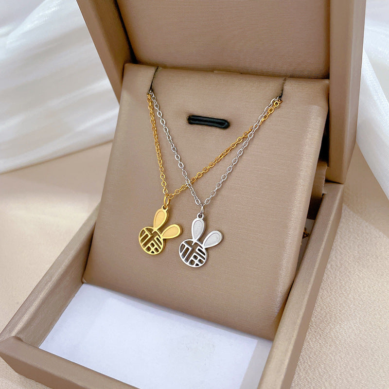 Collar colgante de conejo minimalista de acero de titanio chapado en oro para mujeres y hombres, joyería con cadena de medallón de diseño geométrico