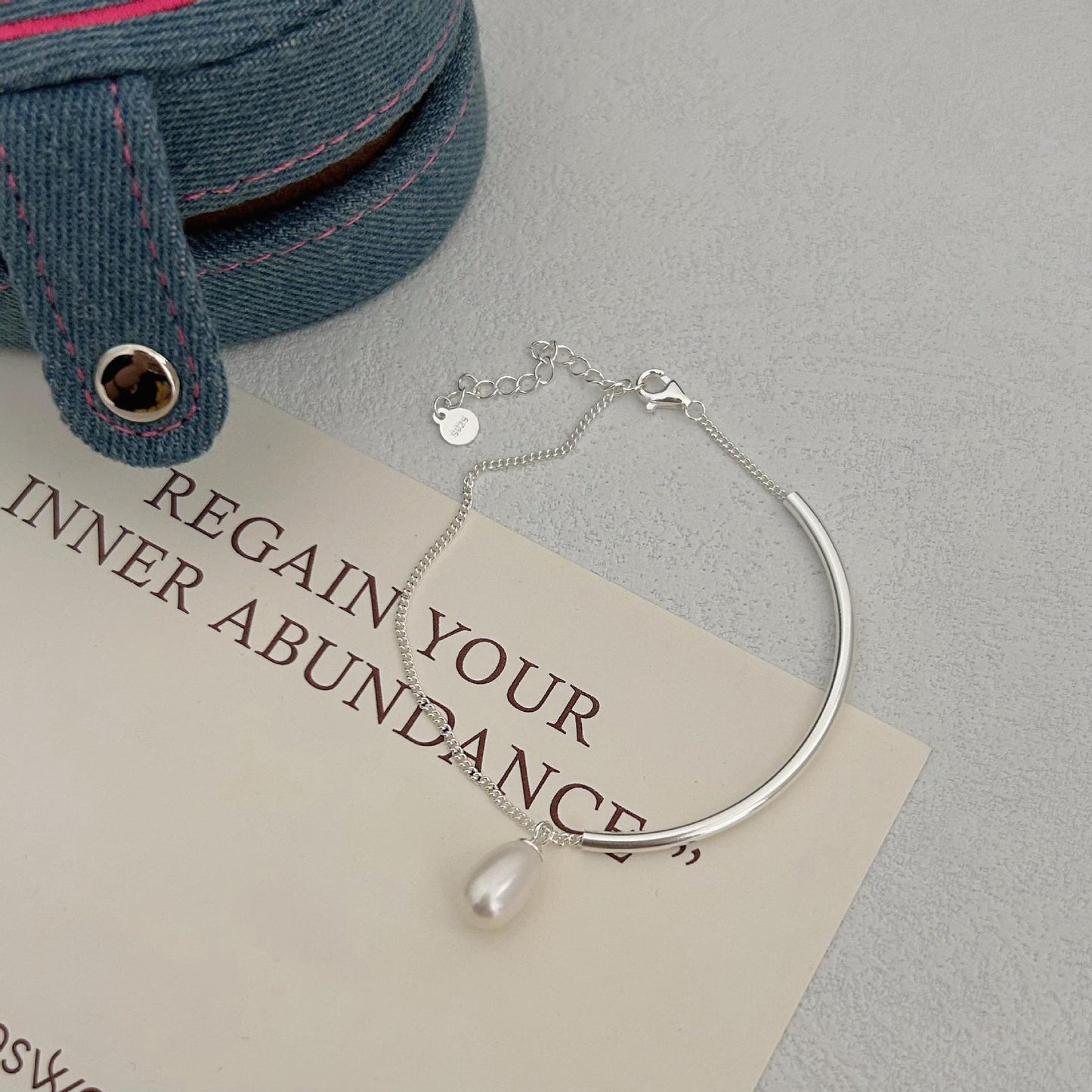 Bracciale Minimalista Geometrico con Perle in Argento Sterling S925 da Donna