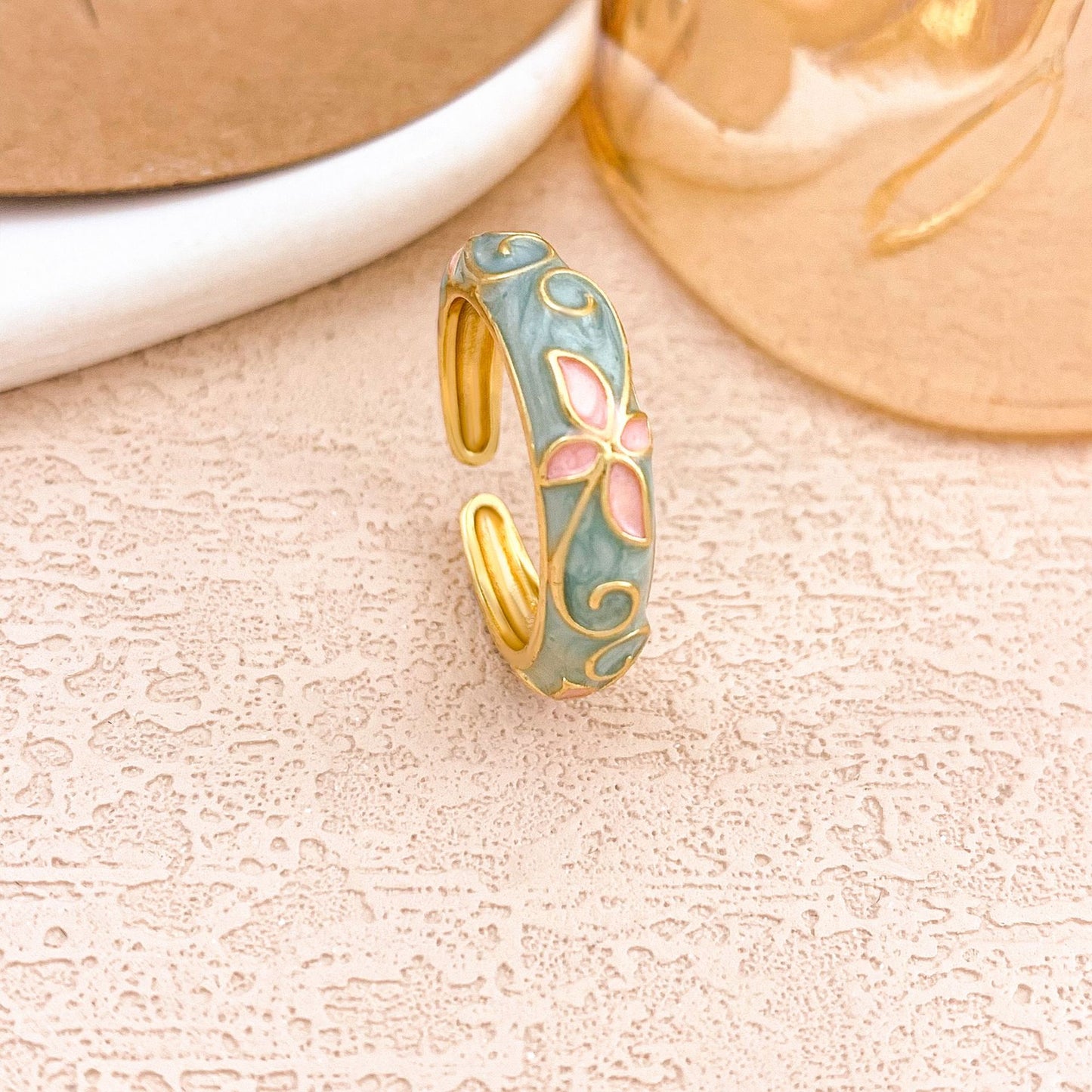 Luxury Elegant Floral Enamel Drip Oil Plated Alloy Round Ring for Women