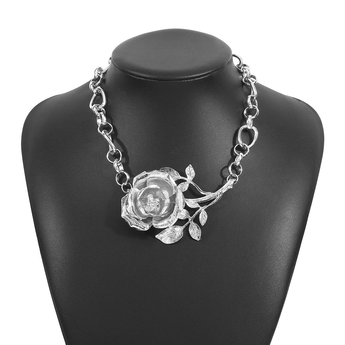 Collar con colgante de rosa floral exagerado para mujer con colgante de aleación y cadena de aluminio, collar estilo relicario galvanizado