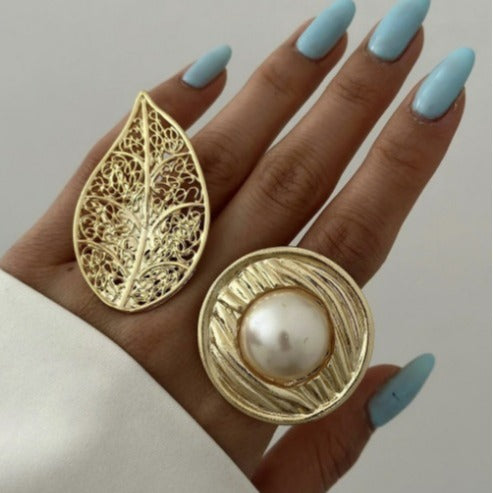Anello in lega placcato ondulato, geometrico irregolare, vuoto, elegante e casual da donna