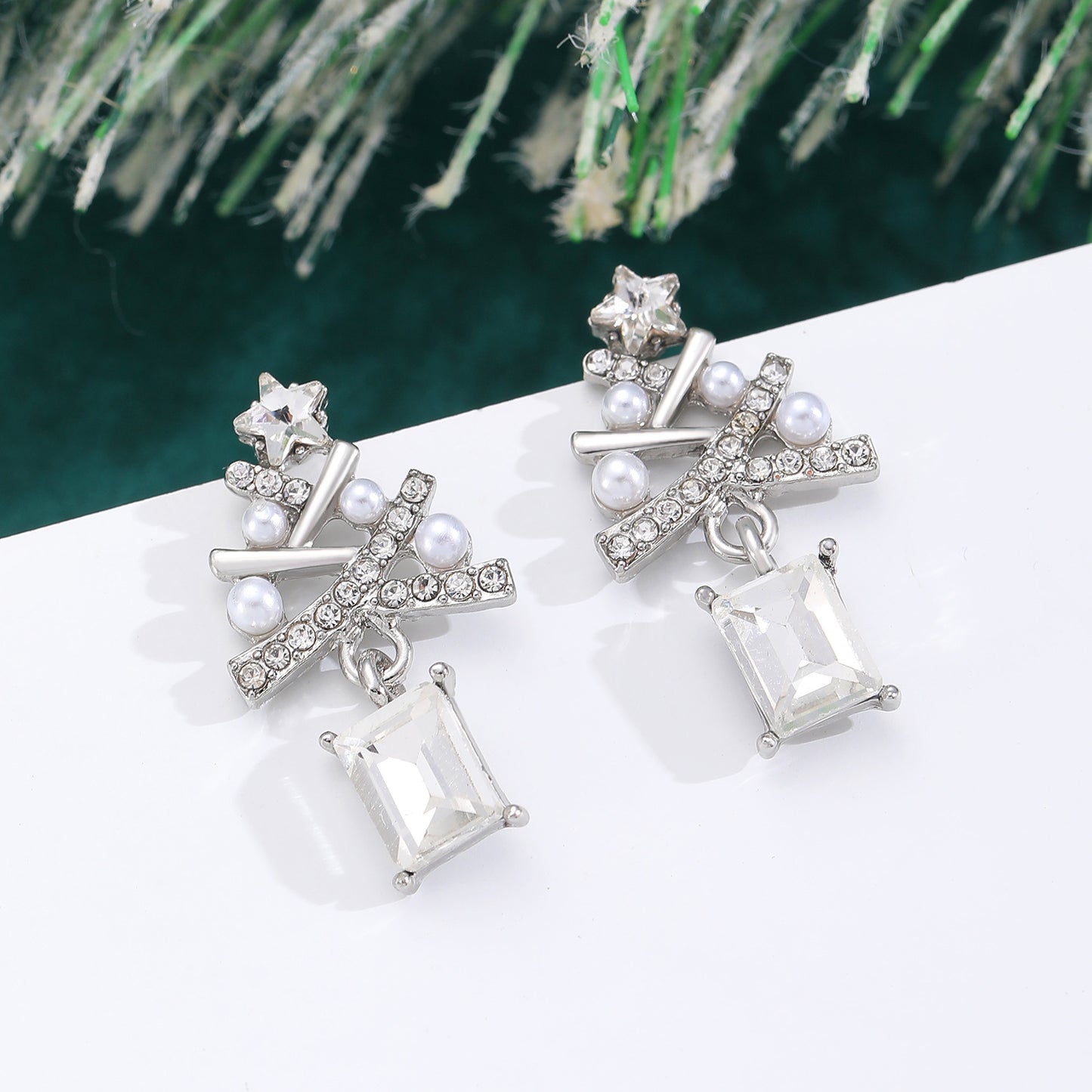 Pendientes de Navidad personalizados con pedrería y perlas de imitación para mujer