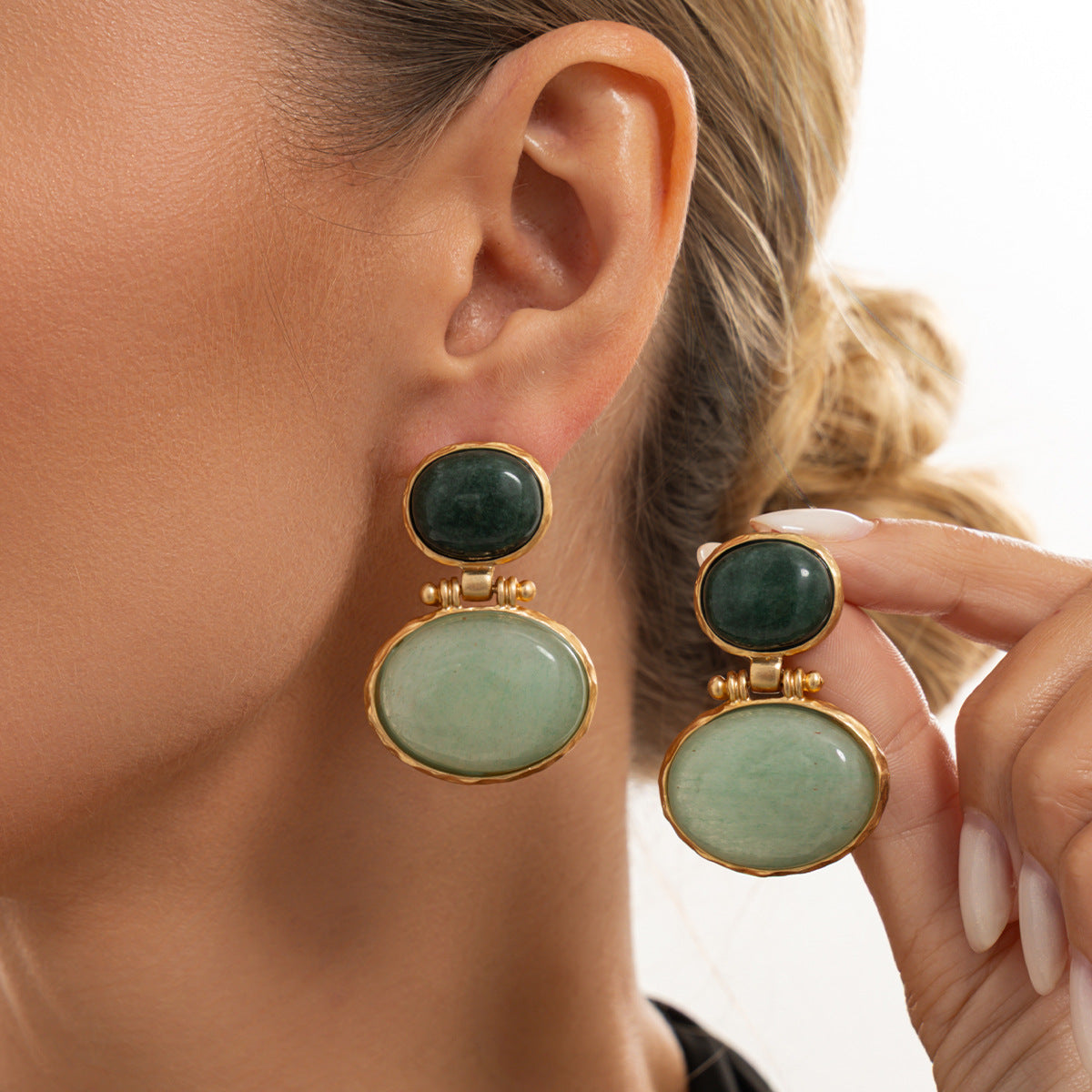 Vintage Elegant Oval Geometric Resin Gemstone Inlay Plated Earrings for Women