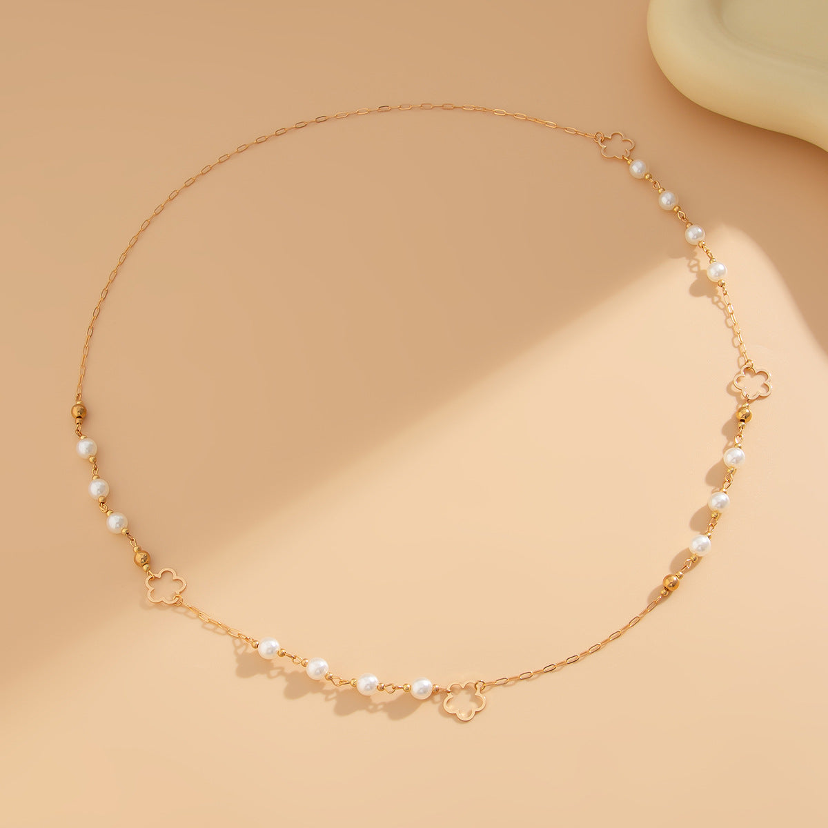 Streetwear Plated Round Pearl Ball Chain Necklace for Women