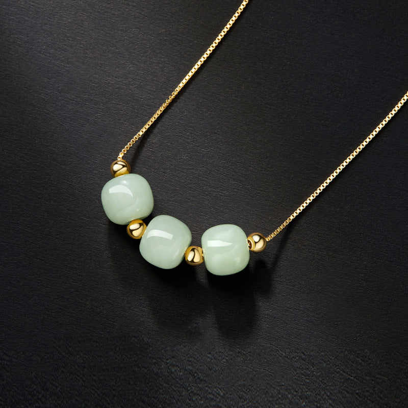 Collana da Donna in Acciaio al Titanio Placcato con Design Geometrico Vintage, Catena Box e Medaglione Minimalista