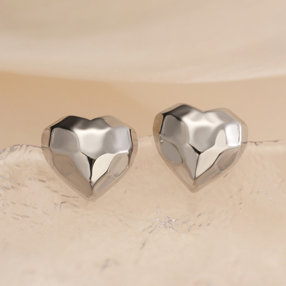 Orecchini vintage in rame a forma di cuore con placcatura in oro per donna, orecchini a perno alla moda, minimalisti e versatili