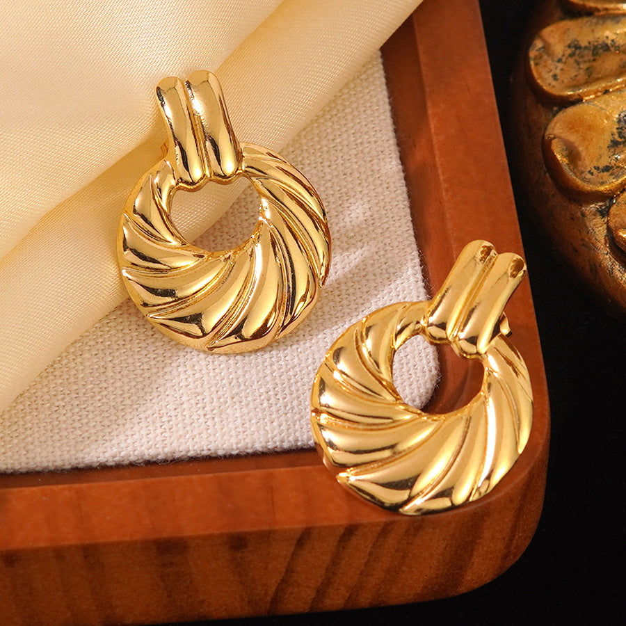 Set collana e orecchini a stella marina con fiocco conchiglia smaltato in acciaio inossidabile e titanio con catena a cavo per donna