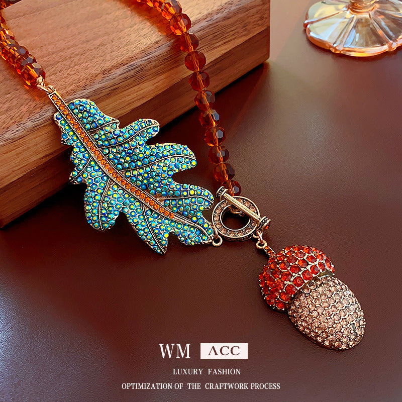Vintage Style Leaf and Pinecone Pendant Necklace for Women Alloy Metal Plated Clavicle Chain with Geometric Design
