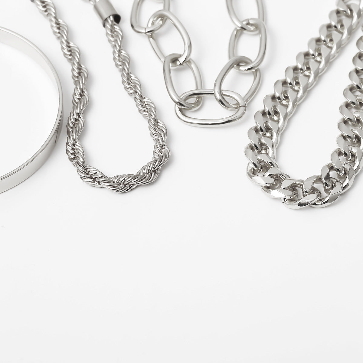 Set di braccialetti impilabili da donna in lega placcata, geometrici audaci e attorcigliati