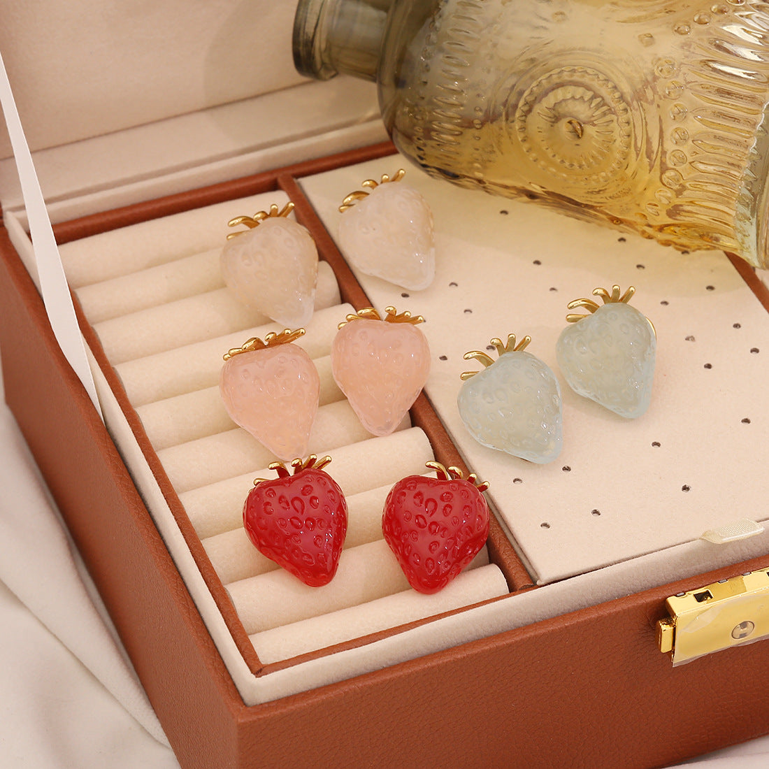 Fashionable Strawberry-Shaped Stainless Steel Stud Earrings with Plating Finish for Women