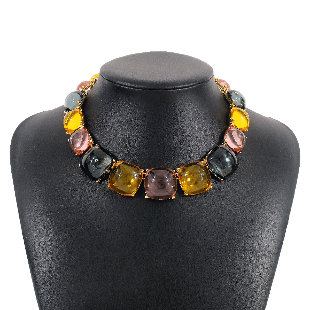 Conjunto de gargantilla geométrica acrílica dulce y atrevida con pendientes a juego para mujer