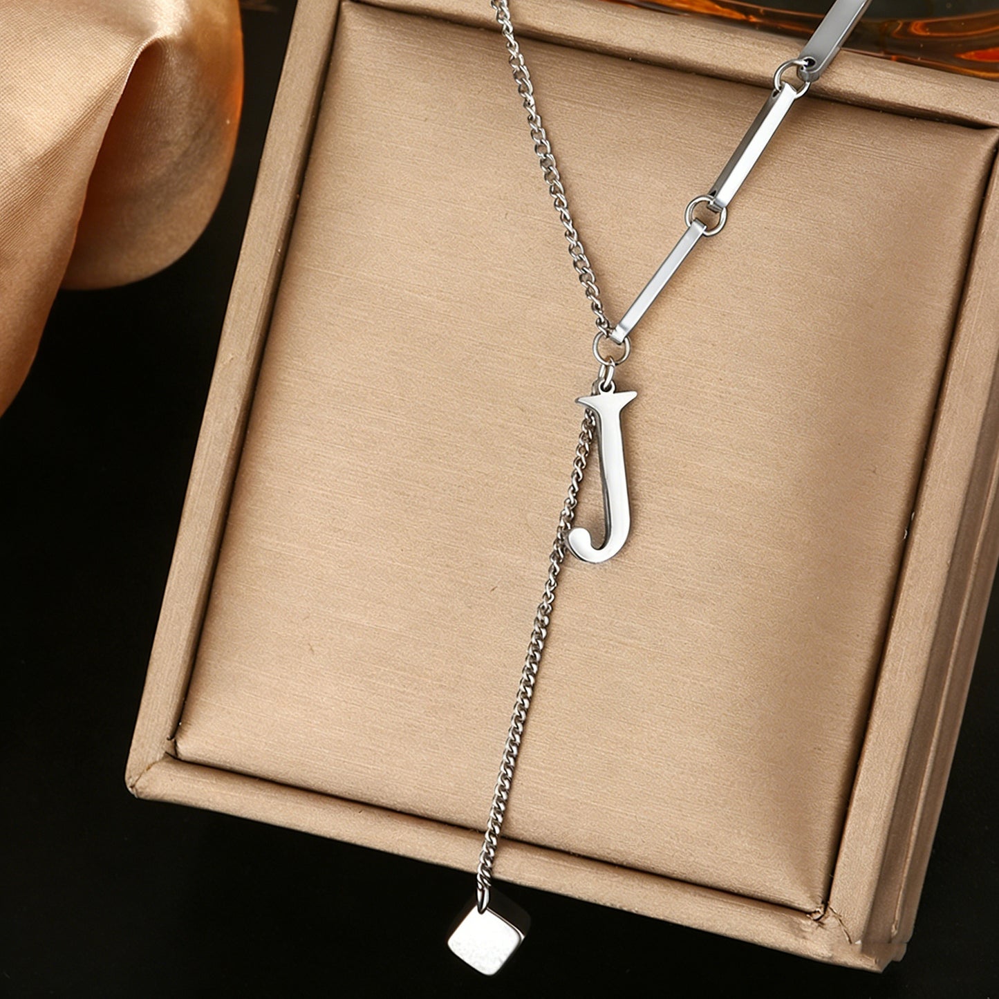 Luxury Polished Letter Titanium Steel Pendant Necklace Stainless Steel Chain for Women