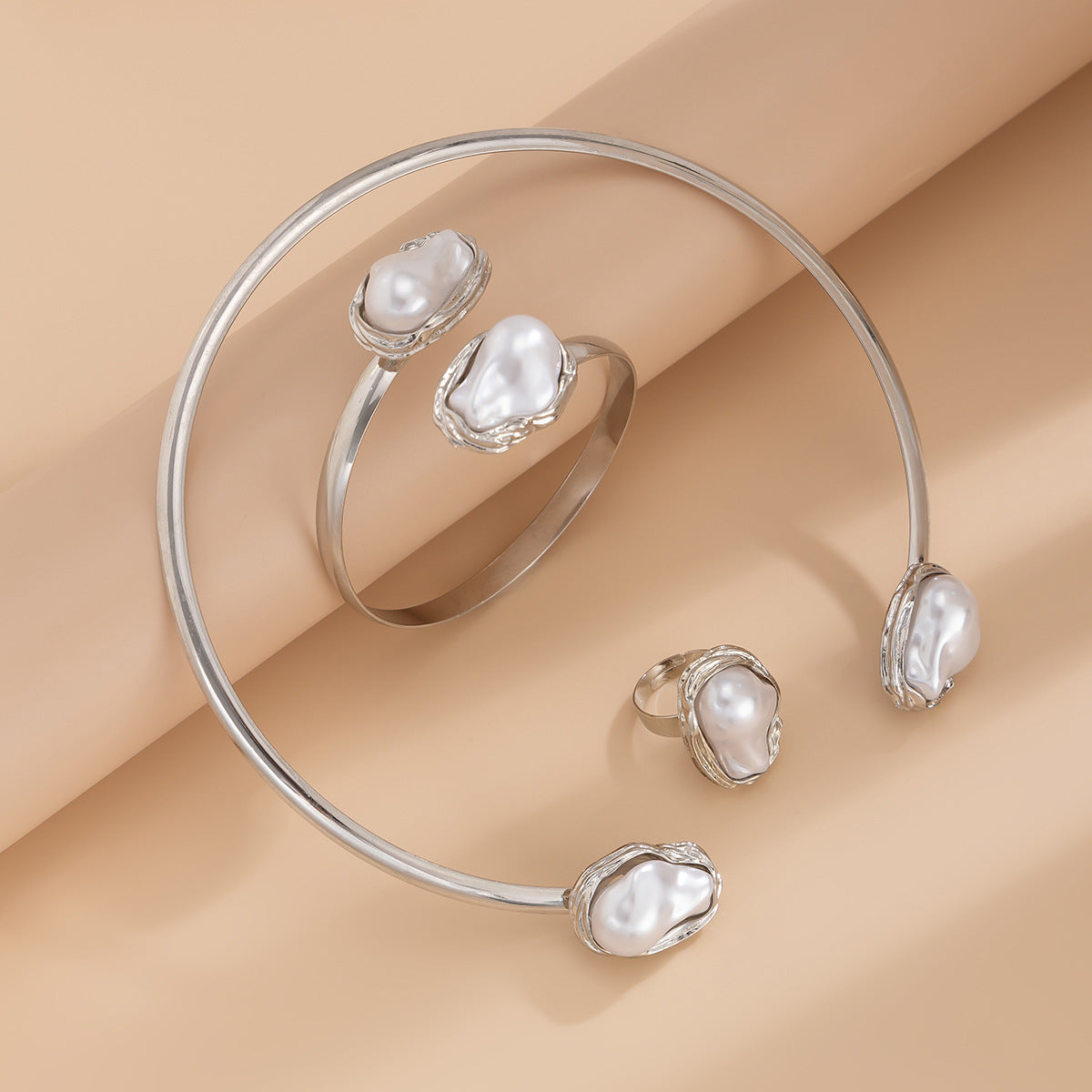 Gargantilla de Perlas para Mujer, Estilo Barroco Geométrico Vintage, con Colgante de Aleación